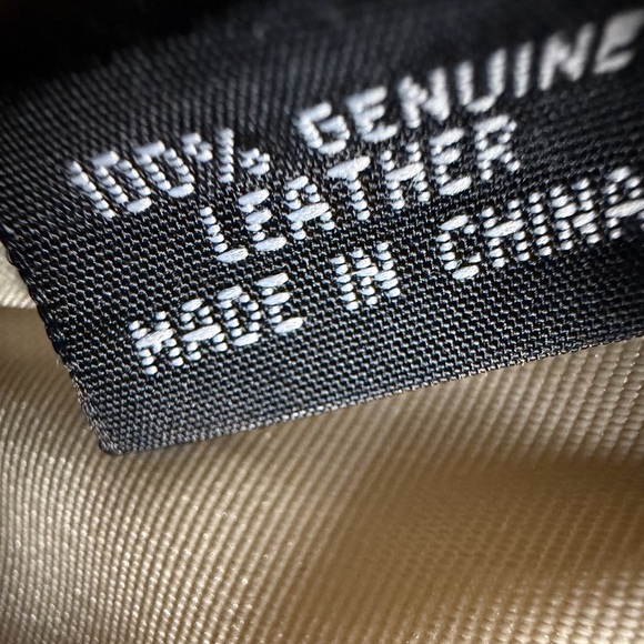 💫 Kate Landry Beige Pebbled Leather Crossbody Bag w/ Gold Chain Strap ✨ - Picture 11 of 11